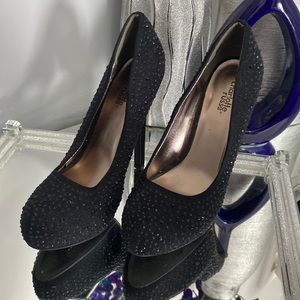 Black rhinestone pumps